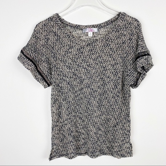 Francesca's Collections Sweaters - Francesca’s Myan Short Sleeve Sweater